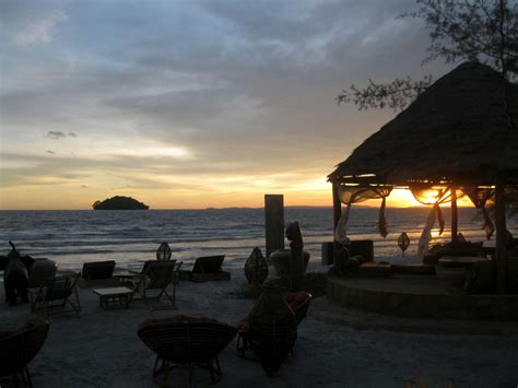 trjakj|Where to Stay in Sihanoukville: Otres Beach and the Islands.